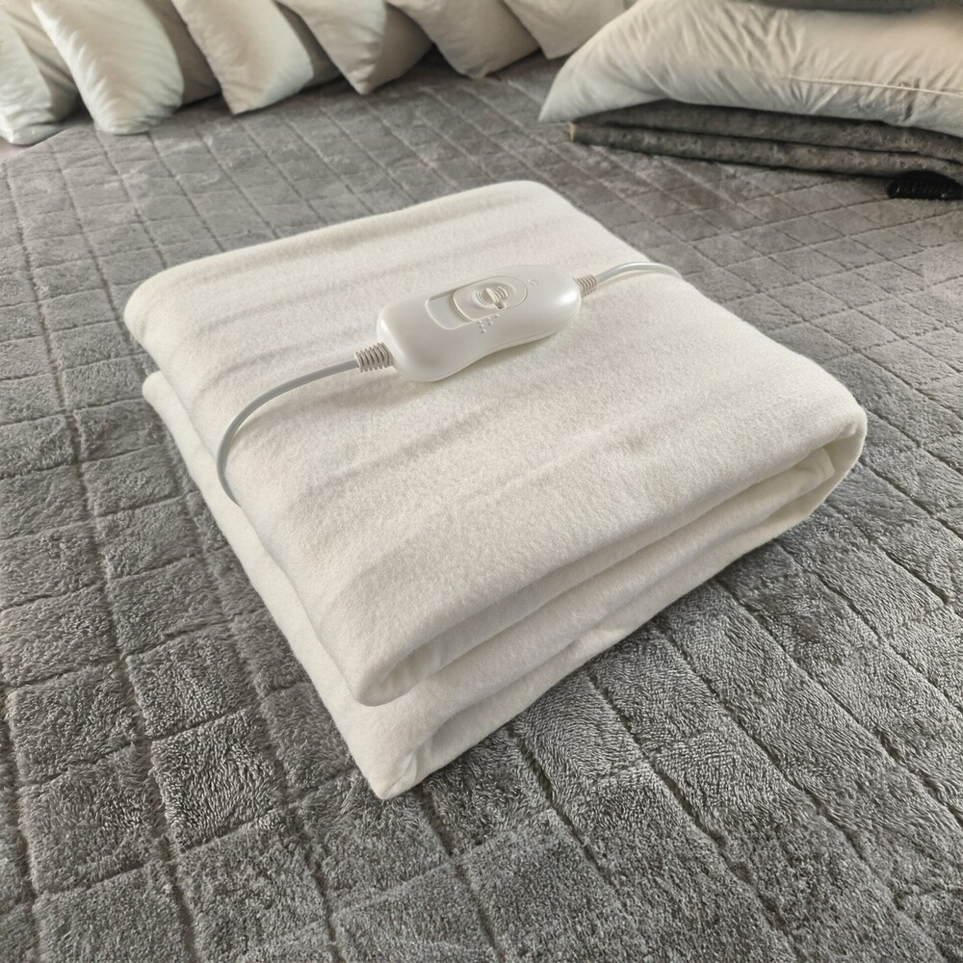 Calienta camas individual 150X80 CM. 60 W - 2